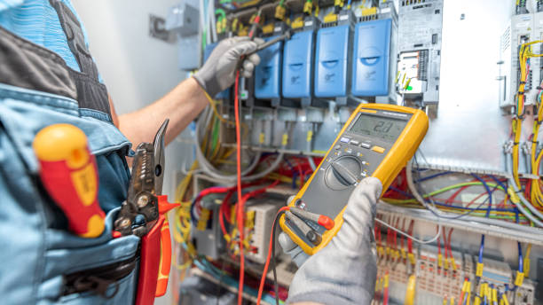 Best Electrical Repair Services  in Streamwood, IL